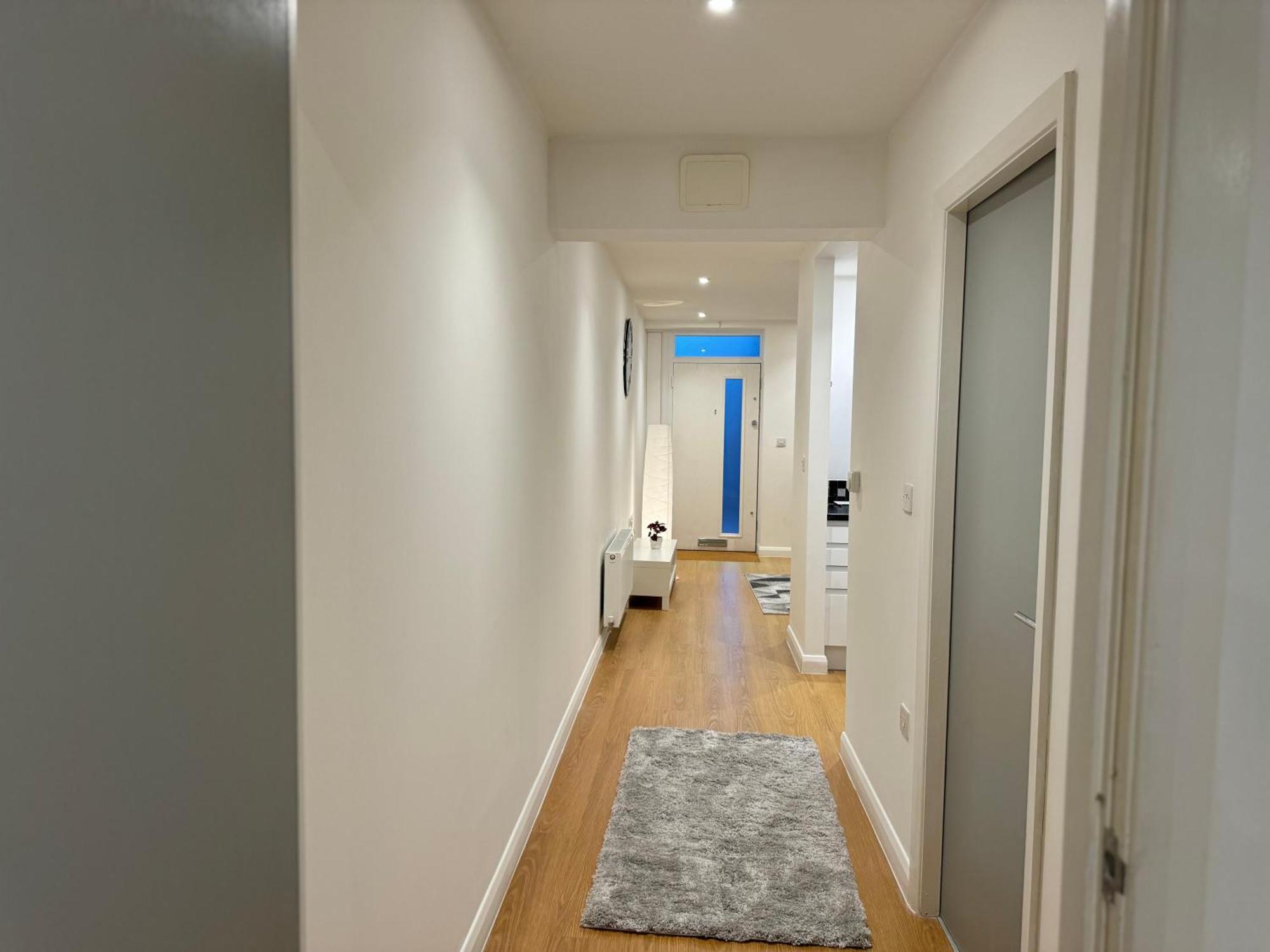 Apartment Near Luton Airport And Train Station Exterior photo